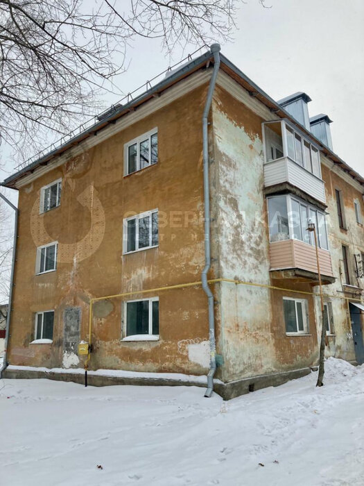 г. Кировград, ул. Ленина, 5 (городской округ Кировградский) - фото торговой площади (2)