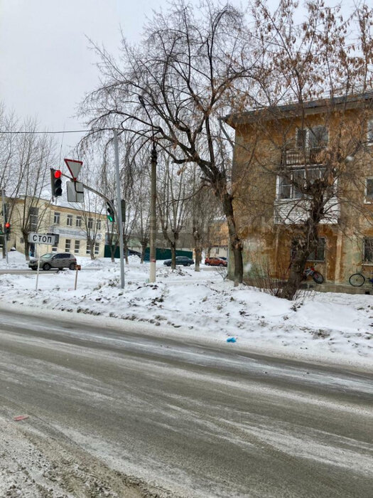 г. Кировград, ул. Ленина, 5 (городской округ Кировградский) - фото торговой площади (3)