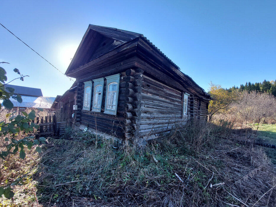 г. Нижние Серги, ул. Ударная, 10 (Нижнесергинский район) - фото дома (2)