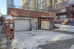 Екатеринбург, ул. Шейнкмана, 73 (Центр) - фото гаража
