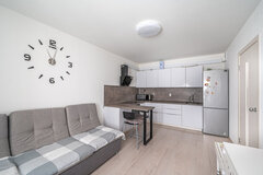 Екатеринбург, ул. Латвийская, 56/2 (Компрессорный) - фото квартиры