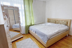 Екатеринбург, ул. 8 Марта, 4 (Центр) - фото квартиры