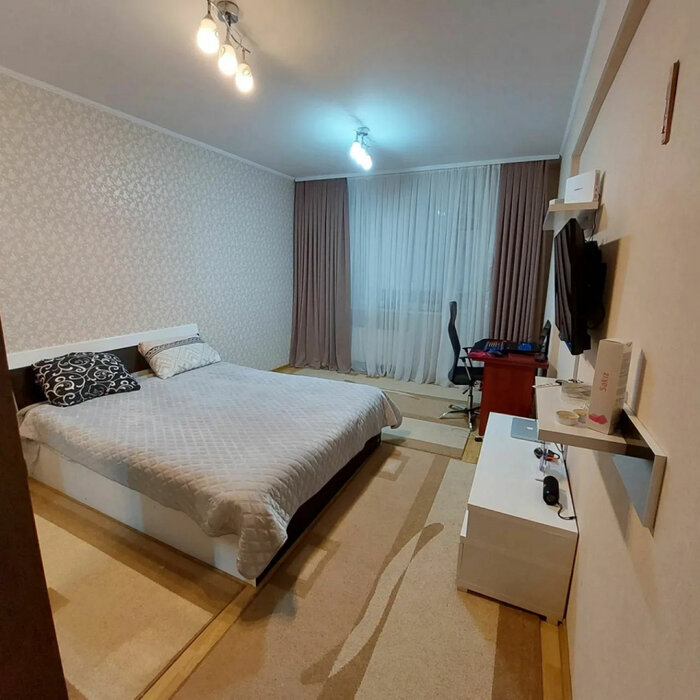 Екатеринбург, ул. Первомайская, 82 (Втузгородок) - фото квартиры (1)