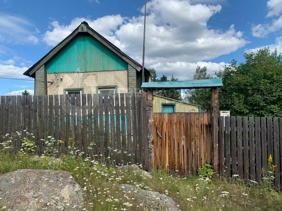 п. Таватуй, ул. Трубная,   (городской округ Невьянский) - фото дома (1)