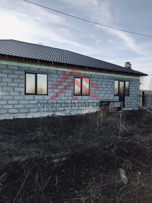п. Гагарский, ул. Железнодорожная, 8 (городской округ Белоярский) - фото дома (4)
