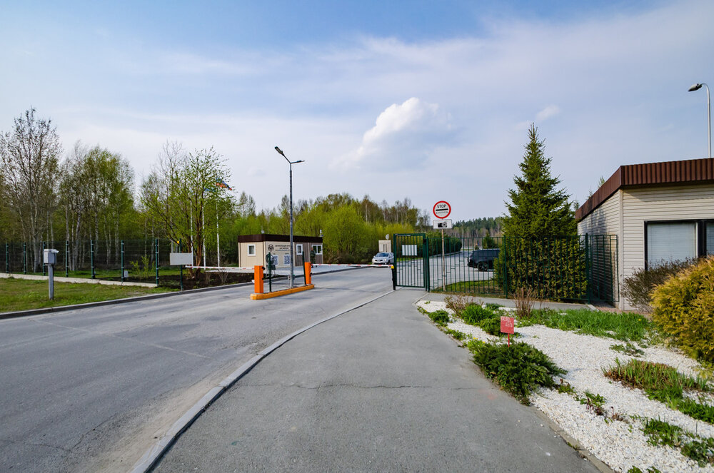 Екатеринбург, ул. Большие караси, 102 (Карасьеозерск) - фото дома (4)