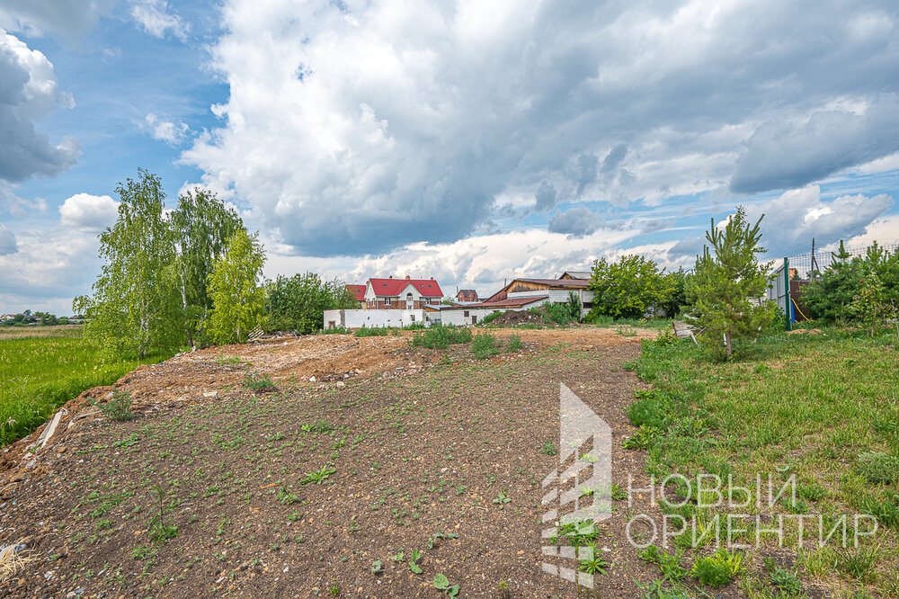 г. Арамиль, ул. 8 Марта, 27 (городской округ Арамильский) - фото земельного участка (3)