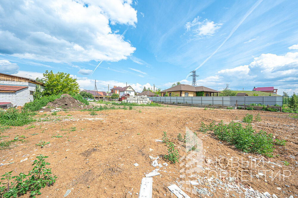 г. Арамиль, ул. 8 Марта, 27 (городской округ Арамильский) - фото земельного участка (5)