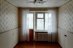 поселок городского типа Малышева, ул. Автомобилистов, 6 (городской округ Малышевский) - фото квартиры