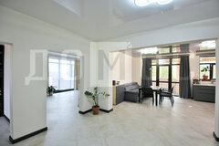 Екатеринбург, ул. Звездный, 26 (М.Исток) - фото коттеджа