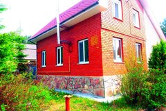 п. Сарапулка, ул. Ленина, 211 (городской округ Березовский) - фото коттеджа