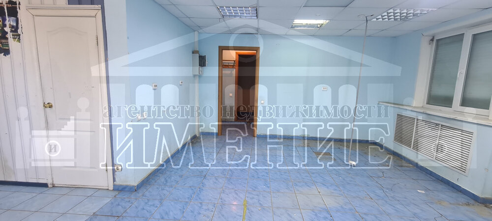 г. Ревда, ул. Энгельса, 61 (городской округ Ревда) - фото торговой площади (8)
