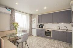 Екатеринбург, ул. Краснолесья, 10 (УНЦ) - фото квартиры