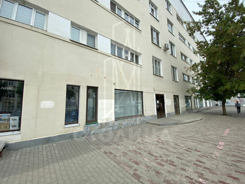 Екатеринбург, ул. Банковский, 8 (Центр) - фото торговой площади (2)