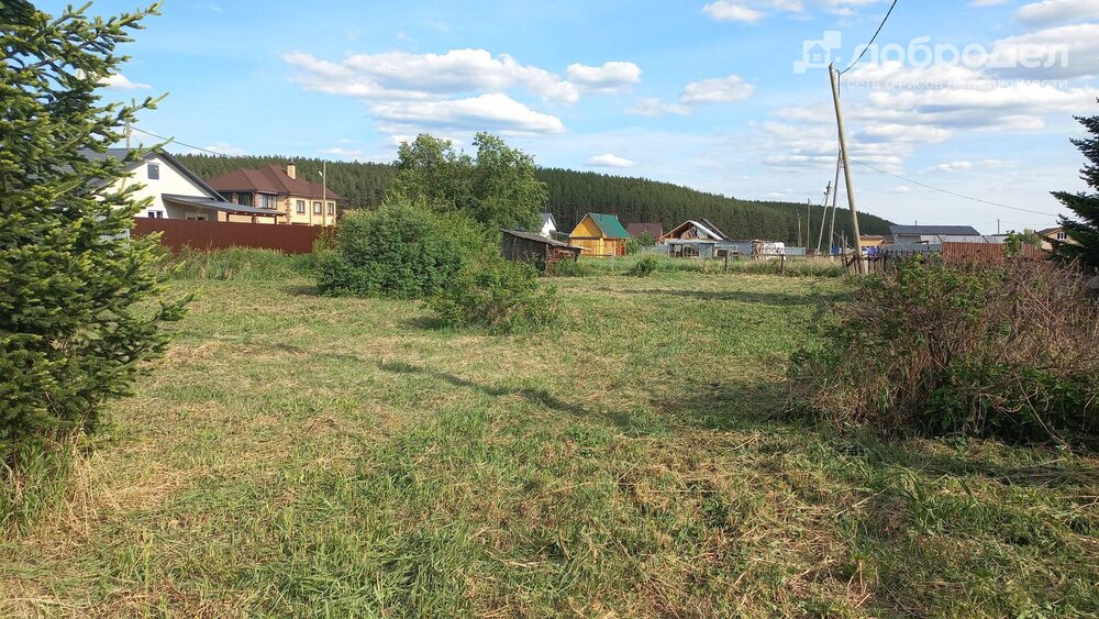 п. Бобровский, к/с Фиалка, ул. уч., 3 (городской округ Сысертский) - фото сада (3)