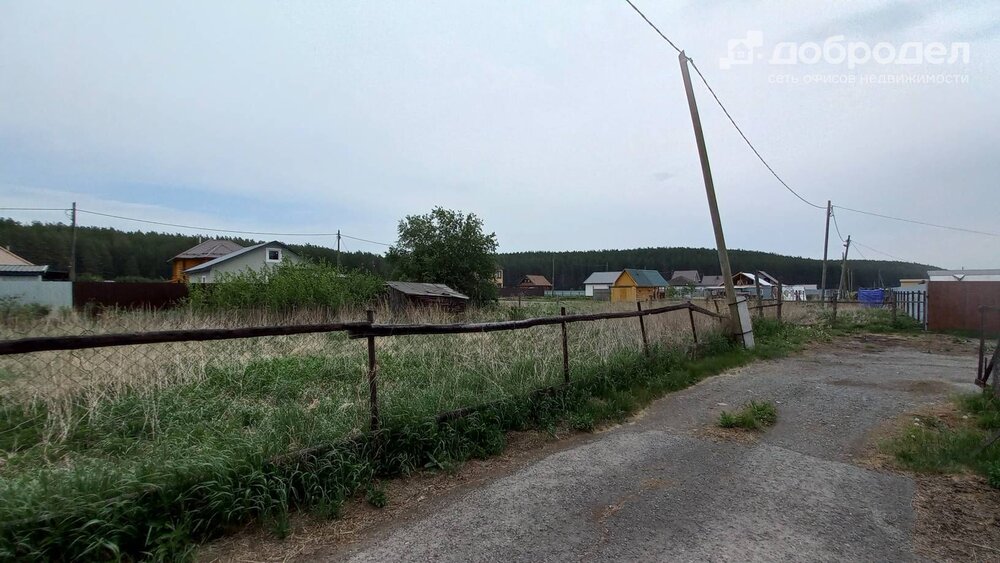 п. Бобровский, к/с Фиалка, уч. 3 (городской округ Сысертский) - фото сада (6)