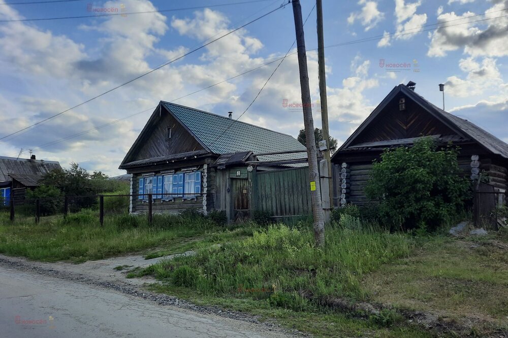 поселок городского типа Белоярский, ул. Гагарина,   (городской округ Белоярский) - фото дома (3)