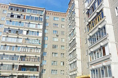 Екатеринбург, ул. Индустрии, 53 (Уралмаш) - фото квартиры