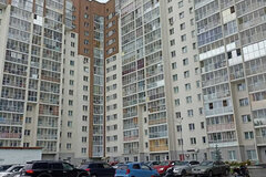 Екатеринбург, ул. Ремесленный, 6 (Вторчермет) - фото квартиры