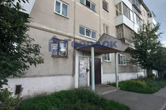 г. Каменск-Уральский, ул. Центральная, 34а (городской округ Каменский) - фото квартиры