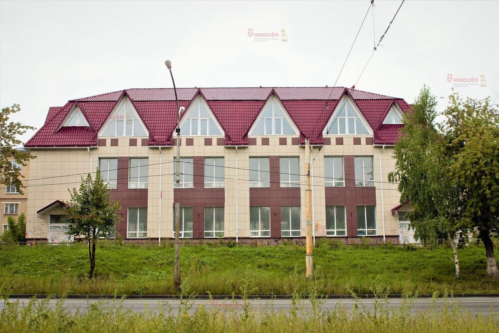 г. Каменск-Уральский, ул. Алюминиевая, 53 (городской округ Каменский) - фото офисного помещения (1)