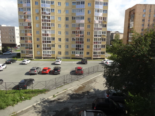 Екатеринбург, ул. Репина, 21 (ВИЗ) - фото комнаты (3)
