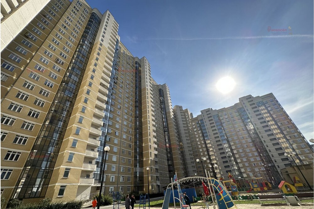 Екатеринбург, ул. 8 Марта, 190 (Автовокзал) - фото квартиры (2)