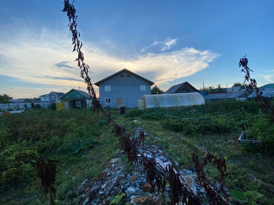 г. Среднеуральск, ул. Чкалова, 61а (городской округ Среднеуральск) - фото дома (5)