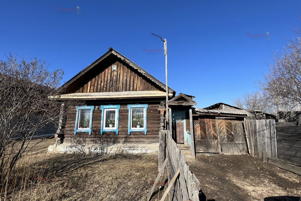 п. Лубяной, ул. Кирова,   (городской округ Березовский) - фото дома (2)