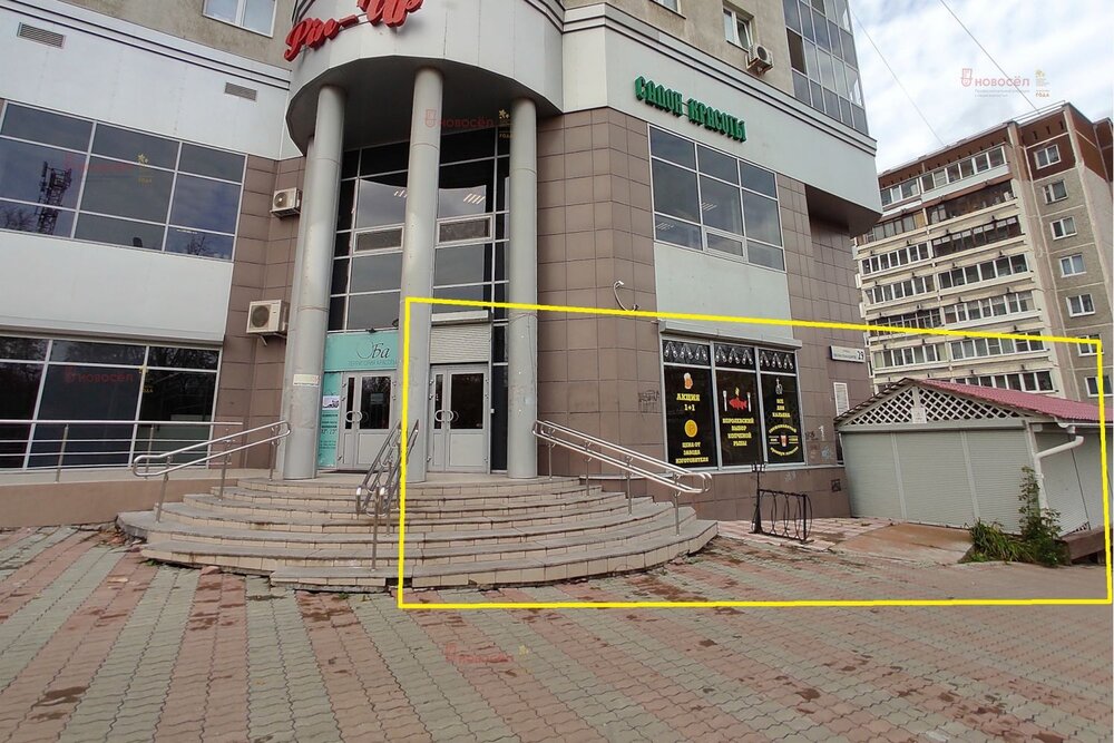 Екатеринбург, ул. Красных Командиров, 29 (Эльмаш) - фото торговой площади (3)