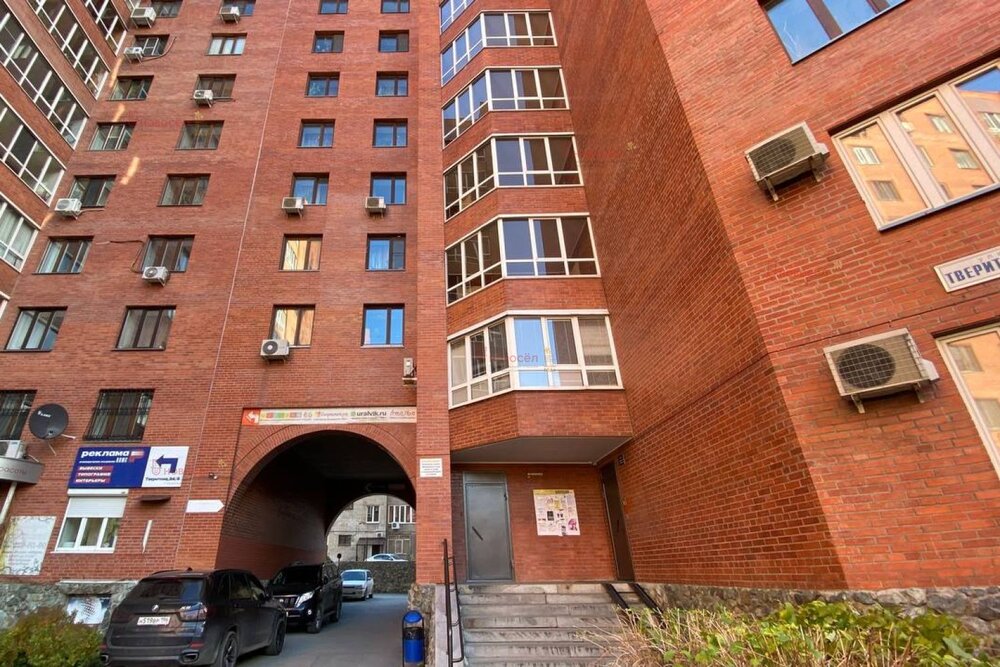 Екатеринбург, ул. Тверитина, 34 (Центр) - фото квартиры (2)