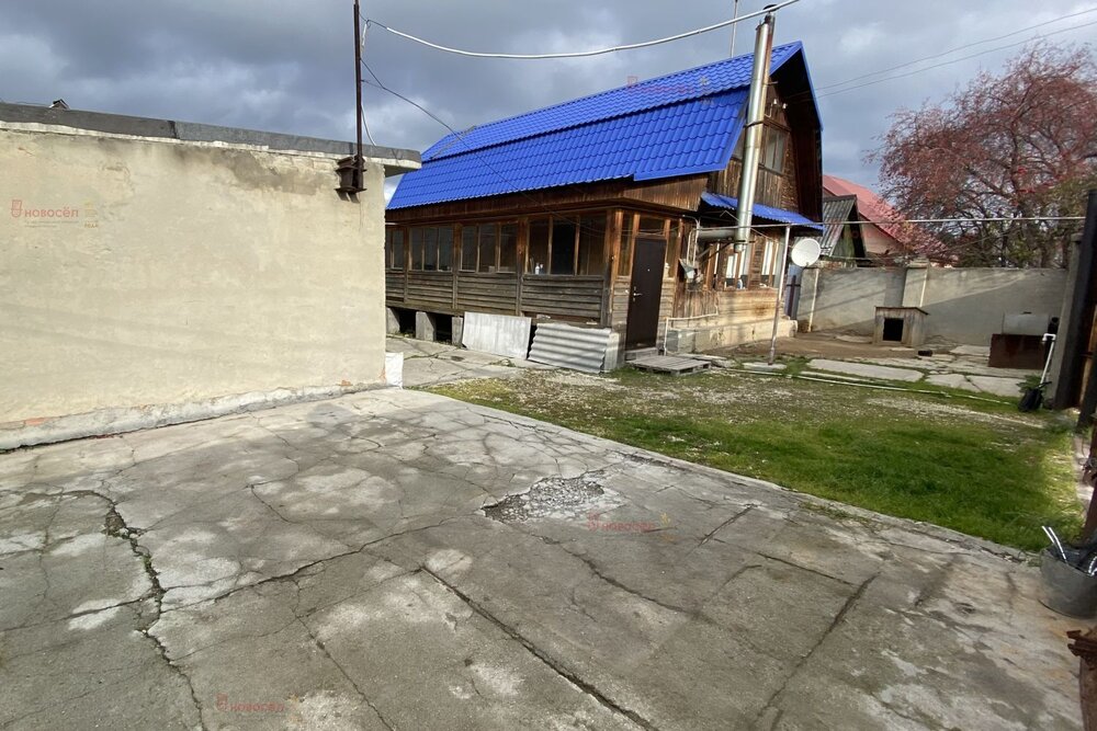 г. Березовский, ул. Коммунаров, 13 (городской округ Березовский) - фото дома (3)