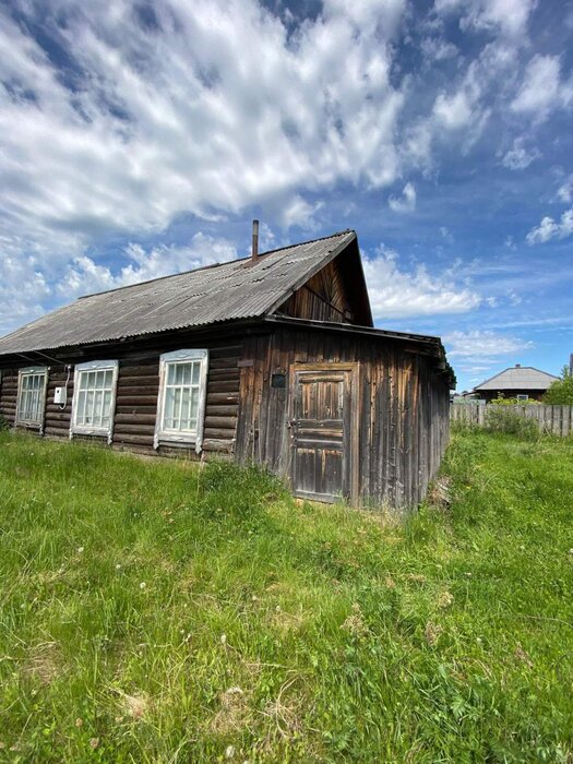 п. Азанка, ул. 8 Марта, 36 (городской округ Тавдинский) - фото здания (2)