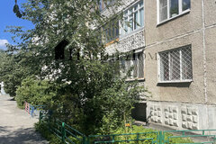 г. Среднеуральск, ул. Бахтеева, 8 (городской округ Среднеуральск) - фото квартиры