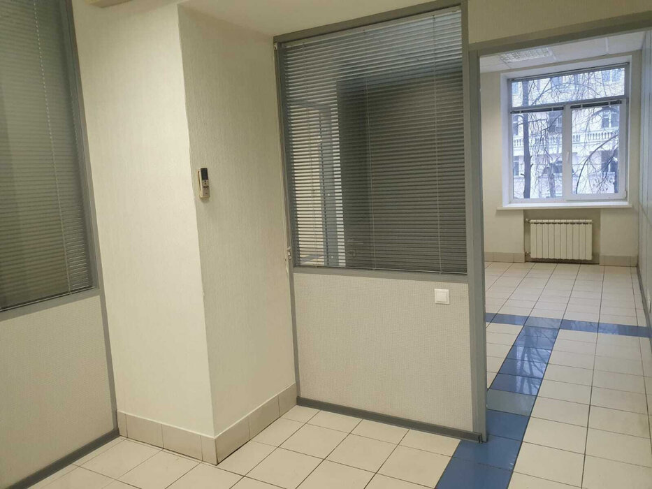 Екатеринбург, ул. Первомайская, 77 (Втузгородок) - фото офисного помещения (4)