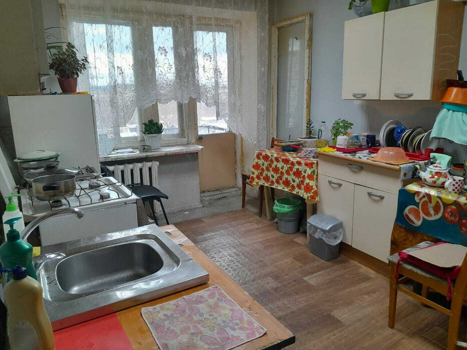 Екатеринбург, ул. Дагестанская, 32 (Химмаш) - фото комнаты (5)