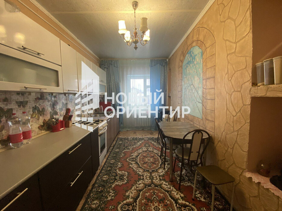 поселок городского типа Белоярский, ул. Тургенева, 20 (городской округ Белоярский) - фото дома (2)