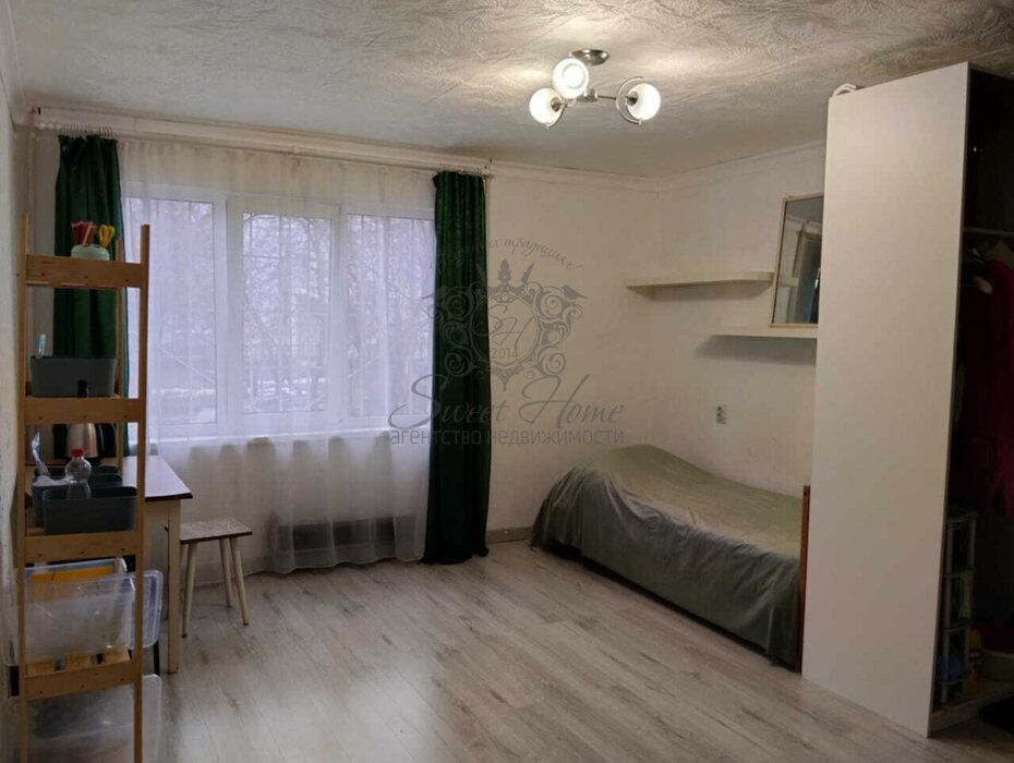 Екатеринбург, ул. Металлургов, 42 (ВИЗ) - фото комнаты (1)