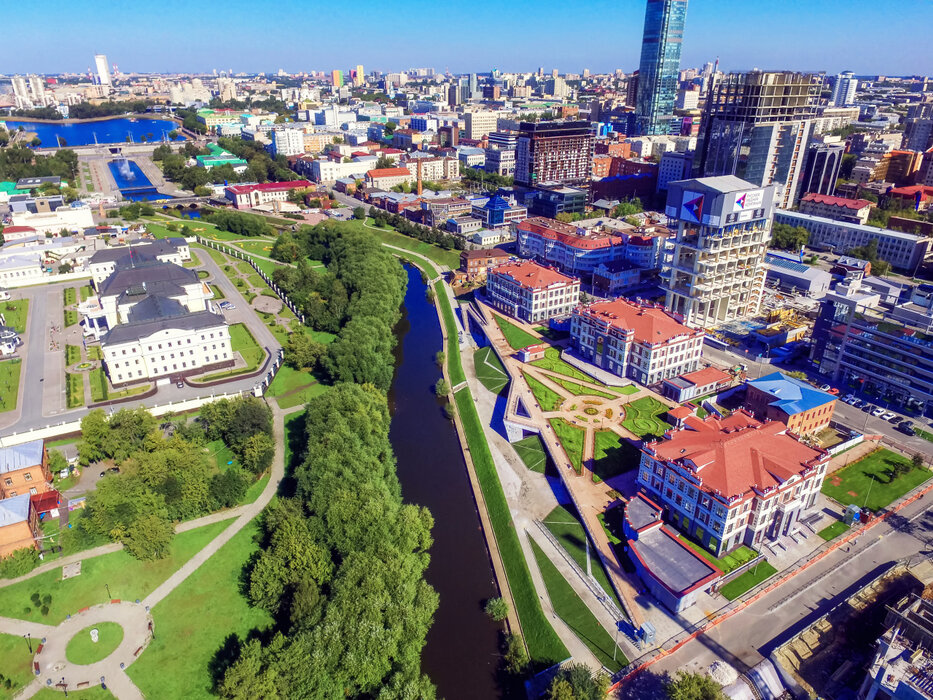 Екатеринбург, ул. Карла Маркса, 1а (Центр) - фото здания (8)