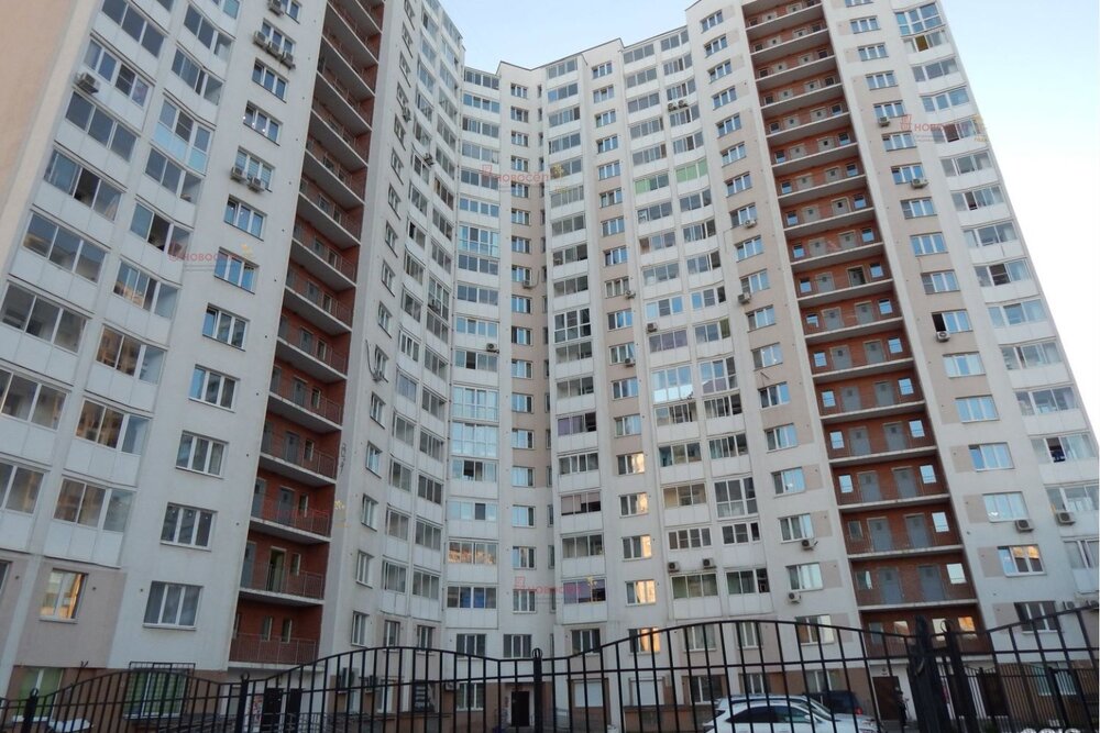 Екатеринбург, ул. Чкалова, 241 (УНЦ) - фото квартиры (2)