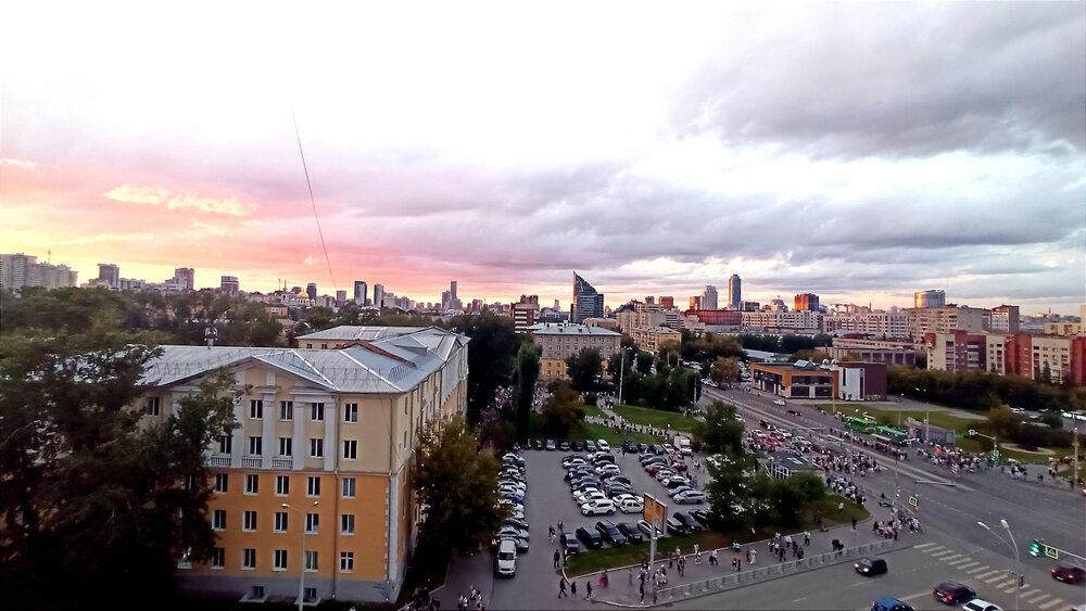 Екатеринбург, ул. Большакова, 95 (Автовокзал) - фото квартиры (1)