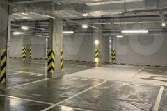 Екатеринбург, ул. Азина, 25 (Центр) - фото гаража