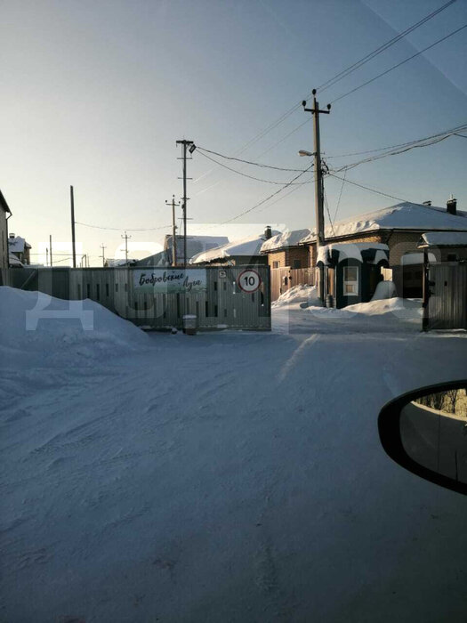 п. Бобровский, ул. Лазурная, 42 (городской округ Сысертский) - фото дома (4)