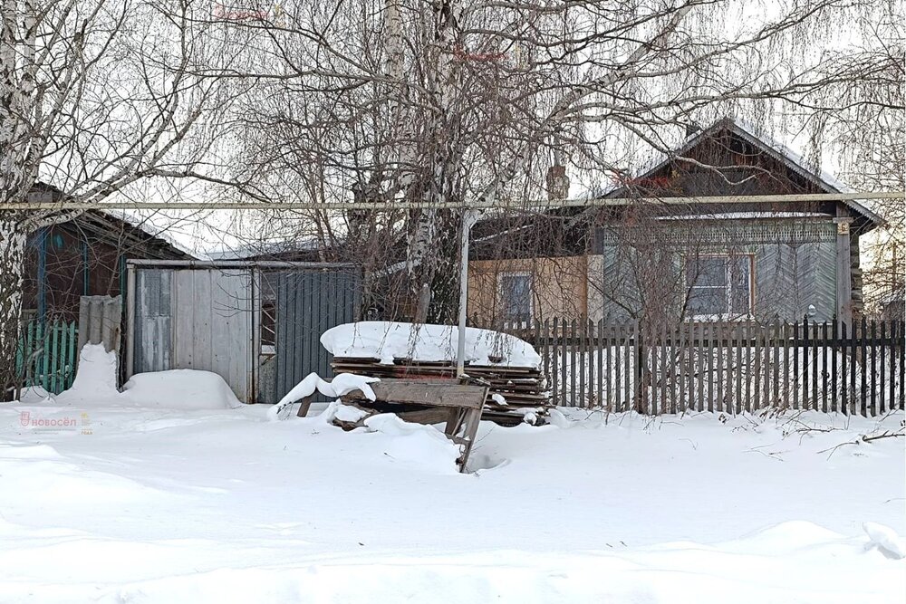 г. Первоуральск, городской округ Первоуральск, Пермское направление, 45, ул.8 Марта, 6 (Выберите район) - фото дома (2)