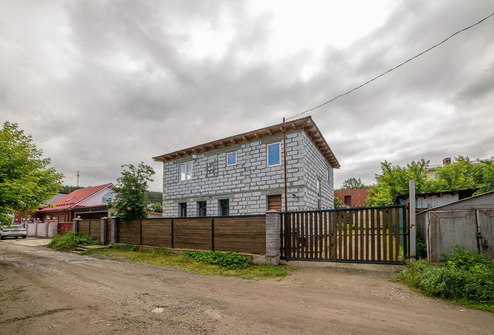 Екатеринбург, ул. Аксакова, 17 (Нижне-Исетский) - фото дома (1)