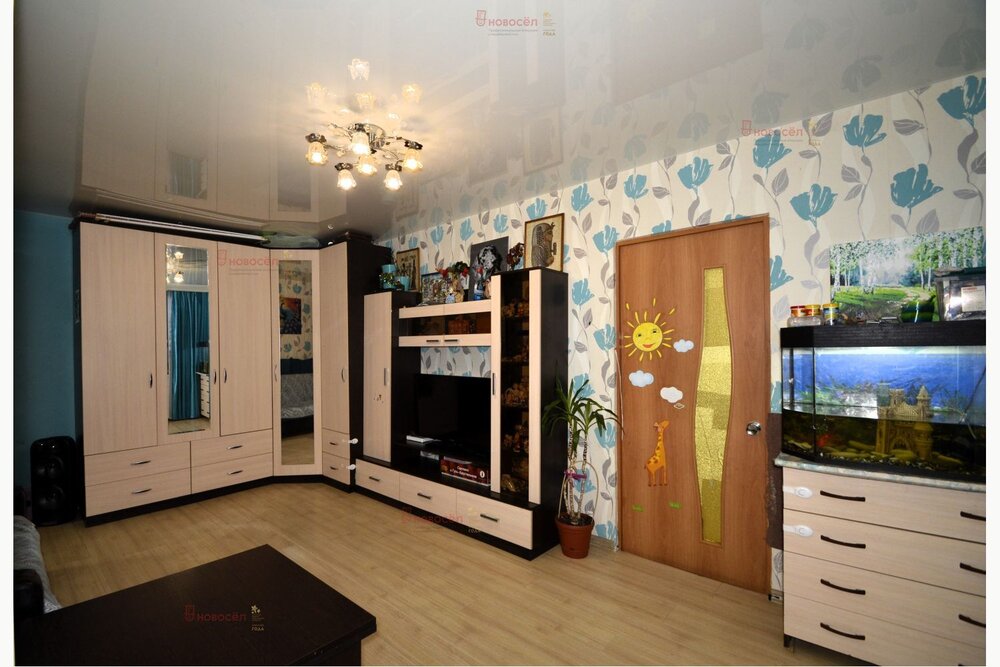 Екатеринбург, ул. Хрустальная, 43 (Синие Камни) - фото квартиры (4)