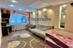 г. Каменск-Уральский, ул. Добролюбова, 18 (городской округ Каменский) - фото квартиры