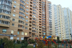 Екатеринбург, ул. 8 Марта, 171 (Автовокзал) - фото квартиры