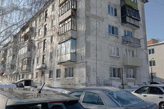 Екатеринбург, ул. Уральская, 1а - фото квартиры