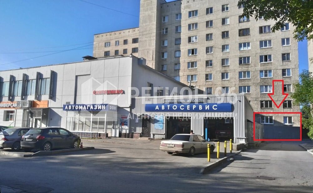 Екатеринбург, ул. Донбасская, 8 (Уралмаш) - фото торговой площади (1)
